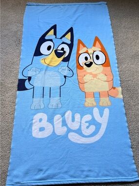 Kids Beach Towel - Bluey & Bingo